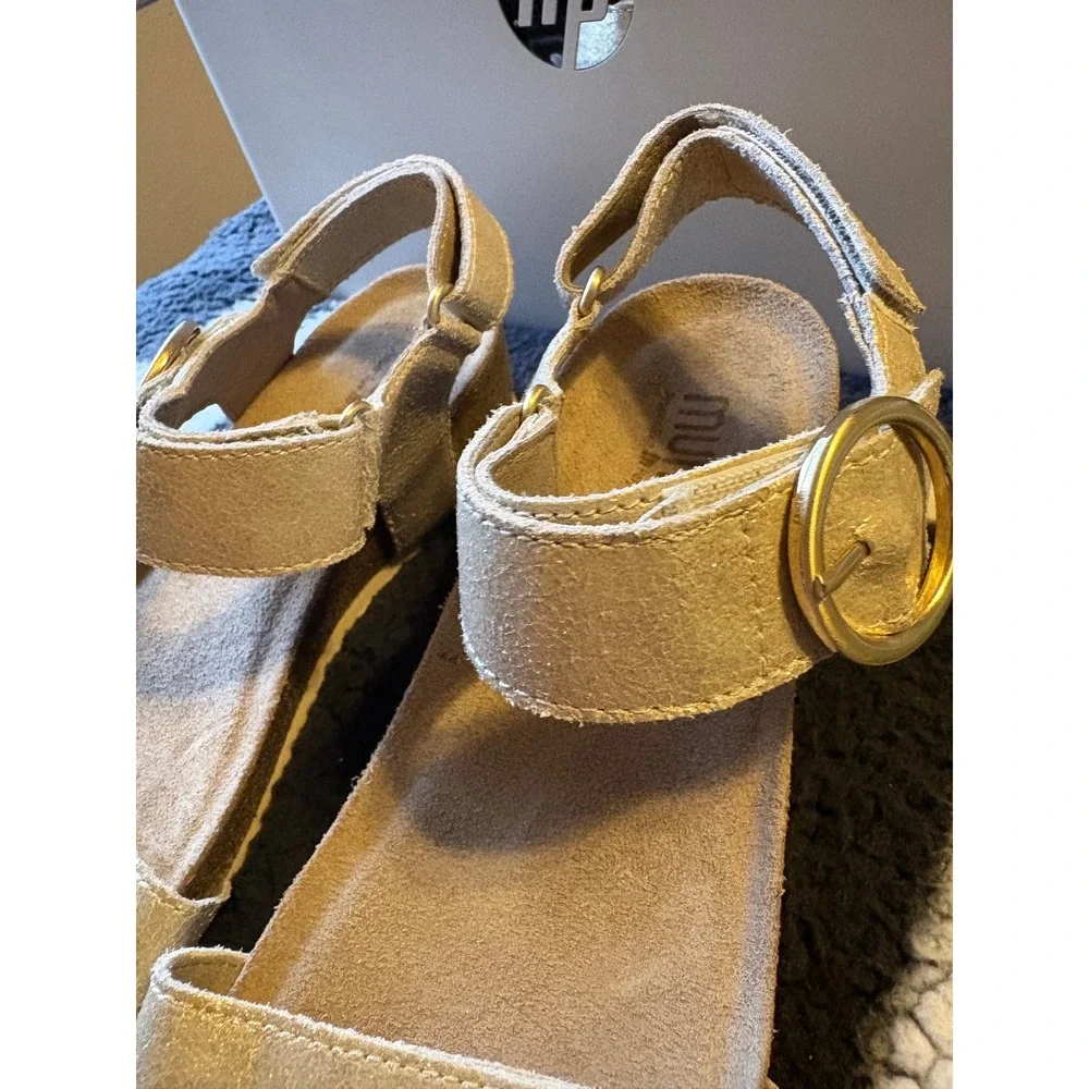Munro Gold Metallic Leather Cork Wedge Sandals Womens 7W M491548
